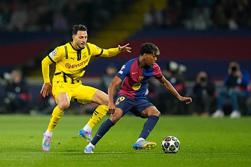 Soi kèo trận đấu Dortmund vs Barcelona           